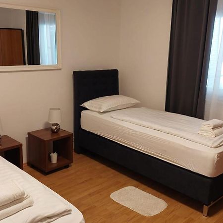 Holiday Retreat Apartment - زادار المظهر الخارجي الصورة