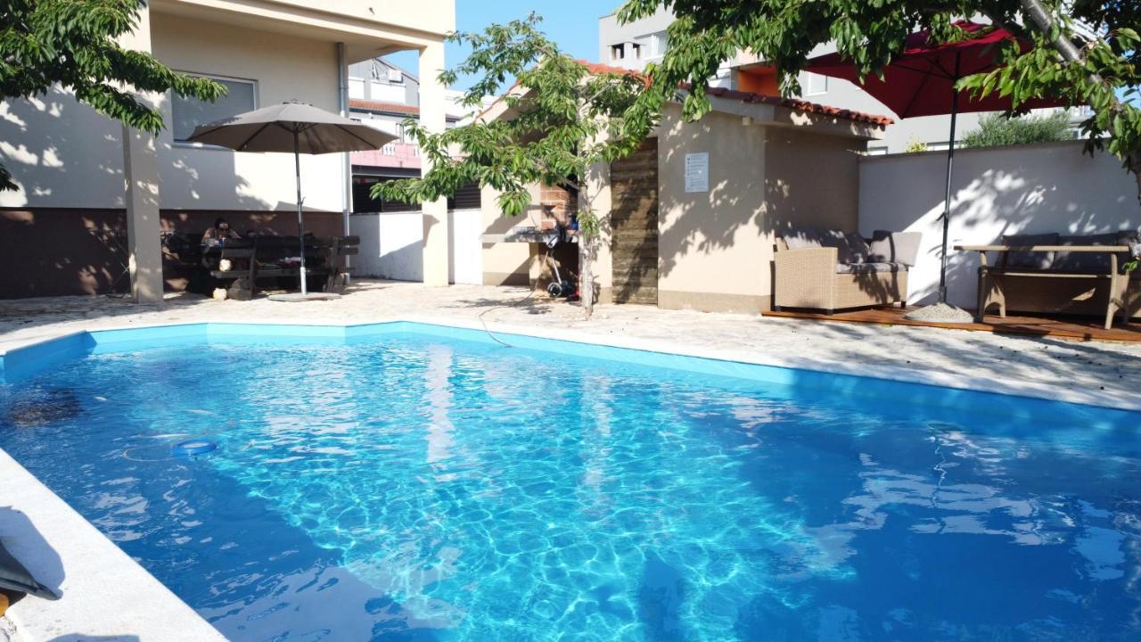 Holiday Retreat Apartment - زادار المظهر الخارجي الصورة