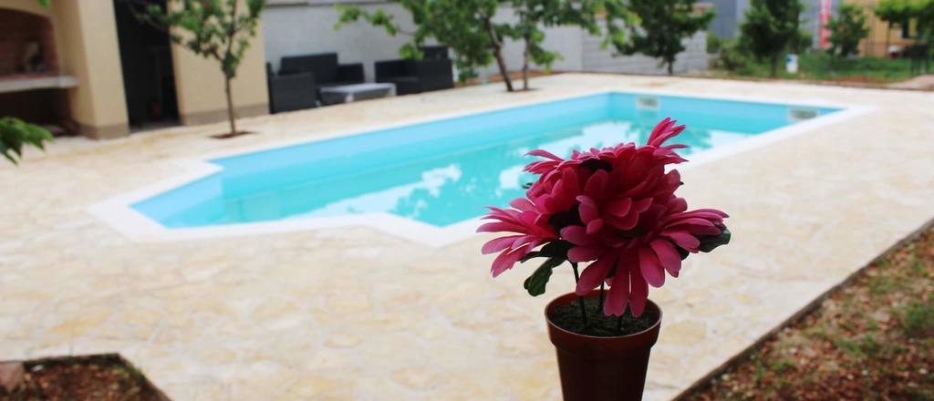 Holiday Retreat Apartment - زادار المظهر الخارجي الصورة