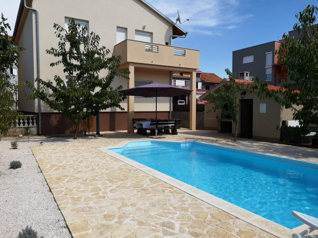 Holiday Retreat Apartment - زادار المظهر الخارجي الصورة