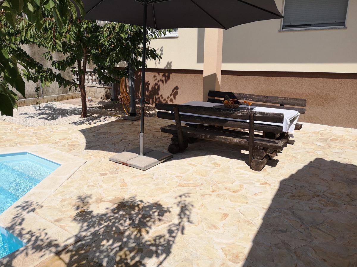 Holiday Retreat Apartment - زادار المظهر الخارجي الصورة